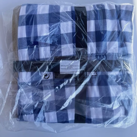 NWT Bath and Body Works Gingham Pajama Set - Picture 8 of 8